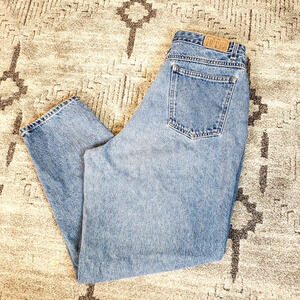 Vintage Brittania women's Baggy Fit Petite size 16 Jeans